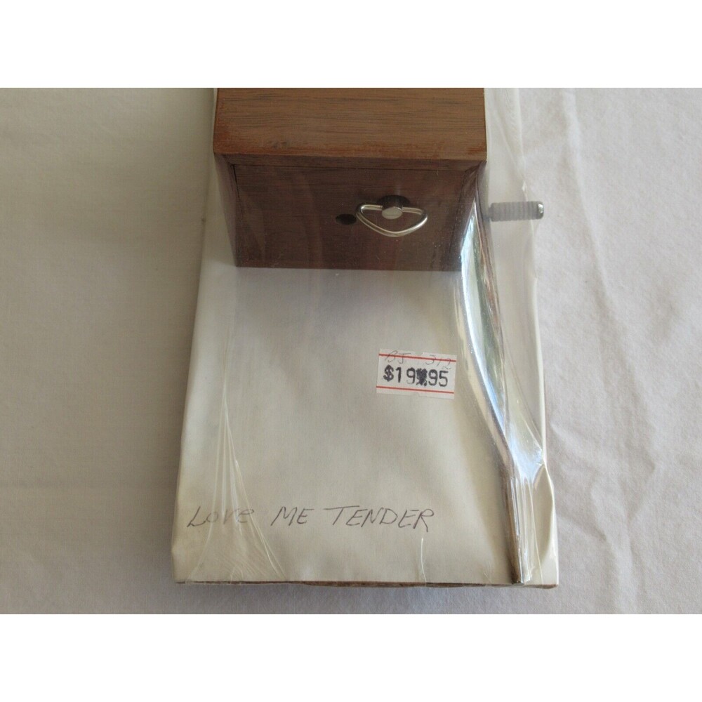 Barrel Organ Large Doll Faux Hand Crank Wind-up Musicbox Handmade LOVE ME TENDER - Picture 2 of 10